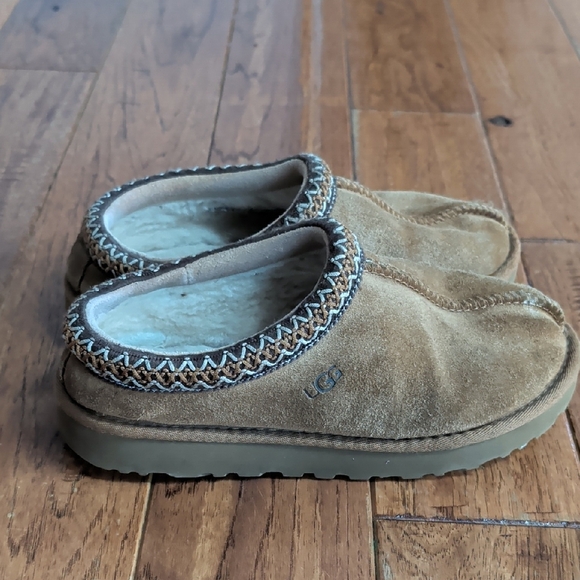 UGG Shoes - UGG Tasman ll Chestnut Tan Suede Slippers